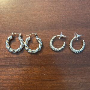 2 pairs 14k gold earrings